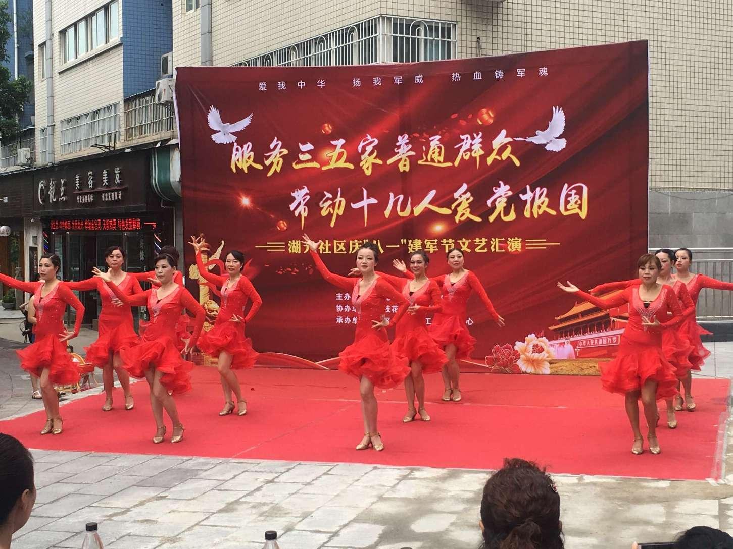 赛力斯预计去年净亏最高收窄至21亿,问界上量将提升盈利能力